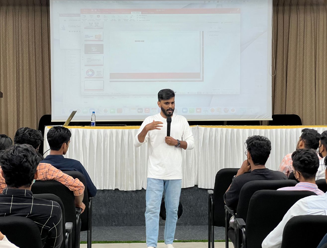 Career Path was the first seminar under #digitalkondotty